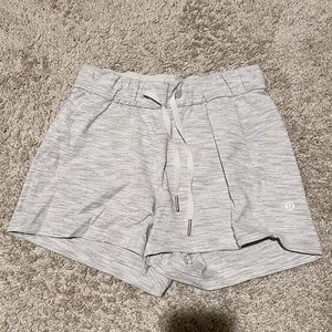 Lululemon On the Fly Short 2.5